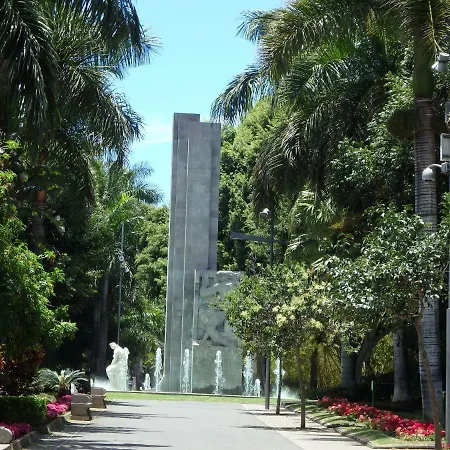 Frontline Cruz With Sea View 아파트 *